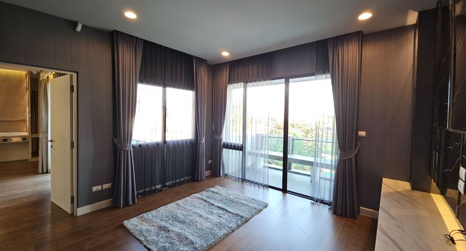 For sale 4 bedrooms house in Bang Sao Thong, Samut Prakan