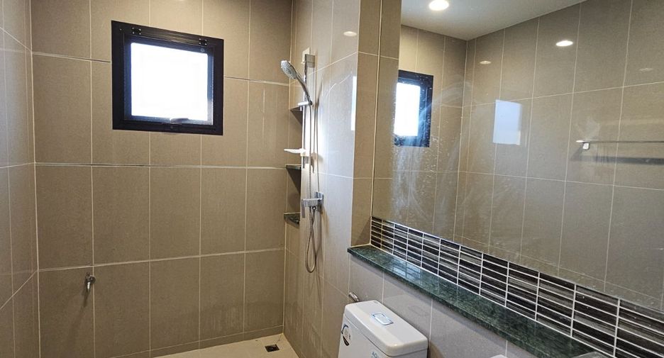 For sale 4 bedrooms house in Bang Sao Thong, Samut Prakan