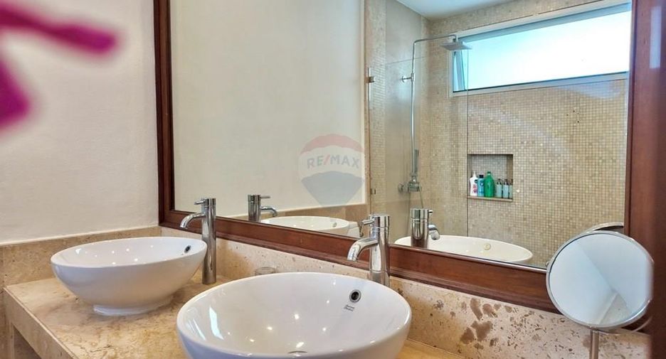 For sale 3 bedrooms villa in Ko Samui, Surat Thani