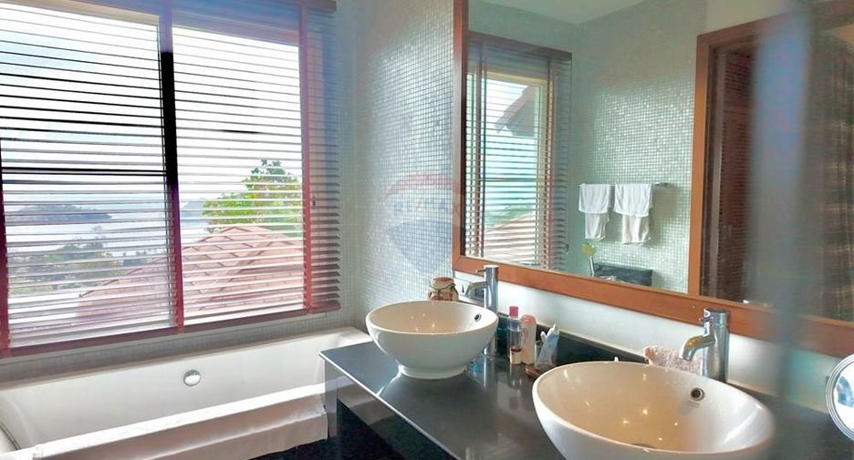For sale 3 bedrooms villa in Ko Samui, Surat Thani