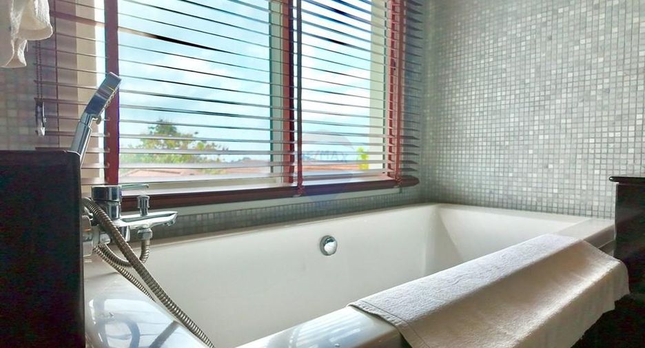 For sale 3 bedrooms villa in Ko Samui, Surat Thani
