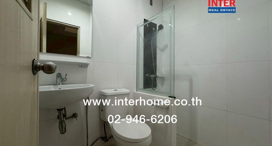 For sale 3 bedrooms townhouse in Nong Khaem, Bangkok