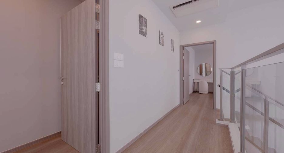 For rent 3 bedrooms condo in Bang Phli, Samut Prakan