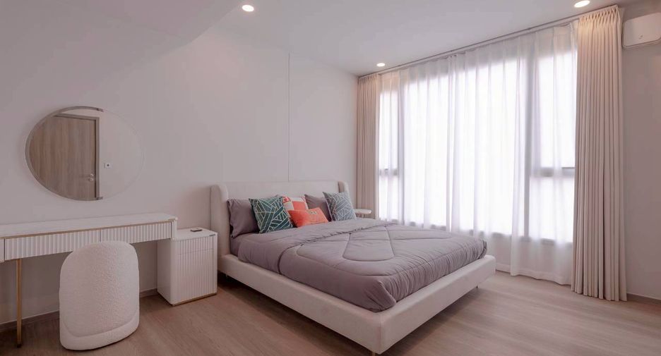 For rent 3 bedrooms condo in Bang Phli, Samut Prakan