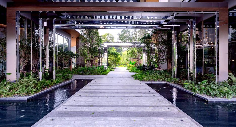 For rent 3 bedrooms condo in Bang Phli, Samut Prakan