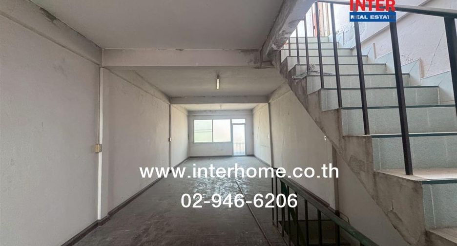 Local comercial en venta de 4 habitaciones en Nong Khaem, Bangkok