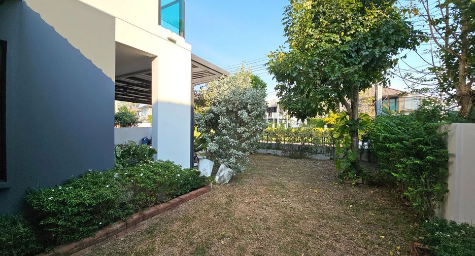 For sale 4 ベッドルーム house in Bang Sao Thong, Samut Prakan