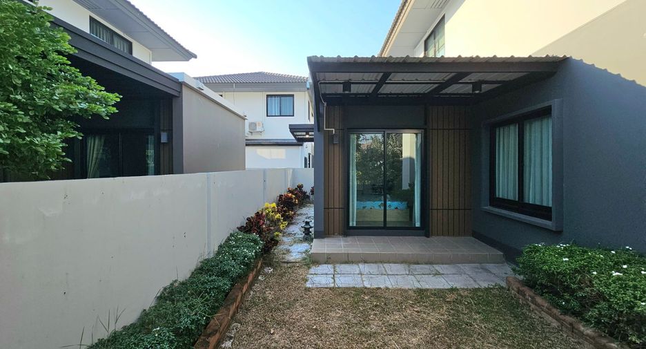 For sale 4 ベッドルーム house in Bang Sao Thong, Samut Prakan