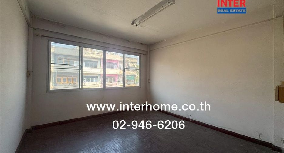 For sale 4 bedrooms retail Space in Nong Khaem, Bangkok
