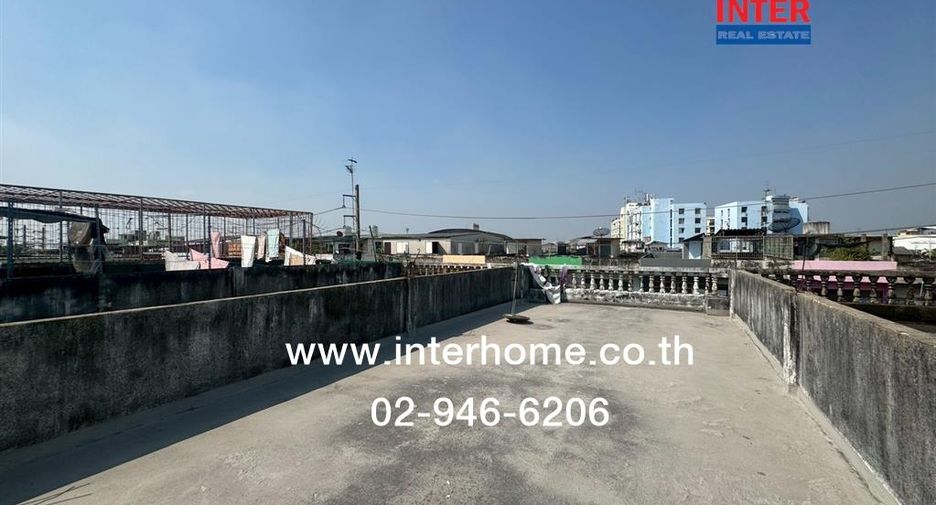 For sale 4 bedrooms retail Space in Nong Khaem, Bangkok