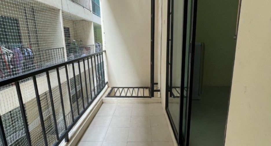 À vendre 8 chambres local commercial à Mueang Chon Buri, Chonburi