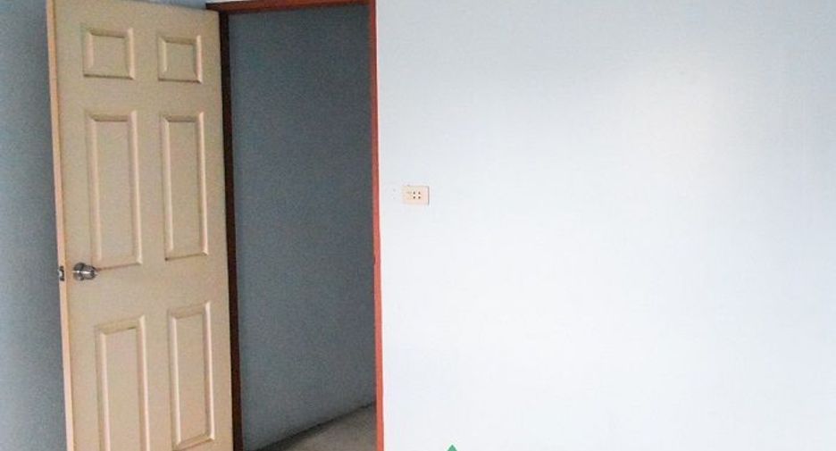À vendre 3 chambres local commercial à Mueang Samut Sakhon, Samut Sakhon