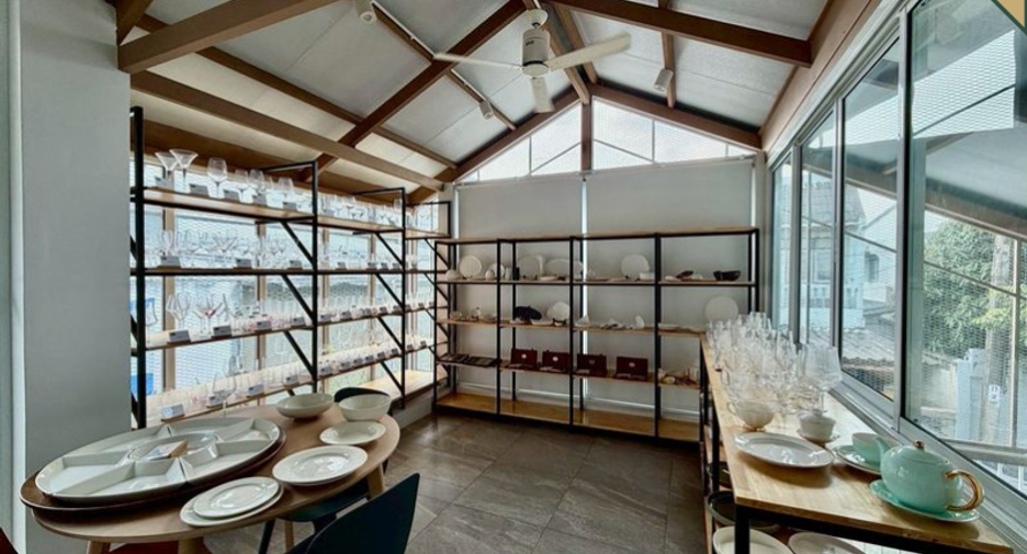 For rent そして for sale 3 ベッドルーム house in Phra Khanong, Bangkok