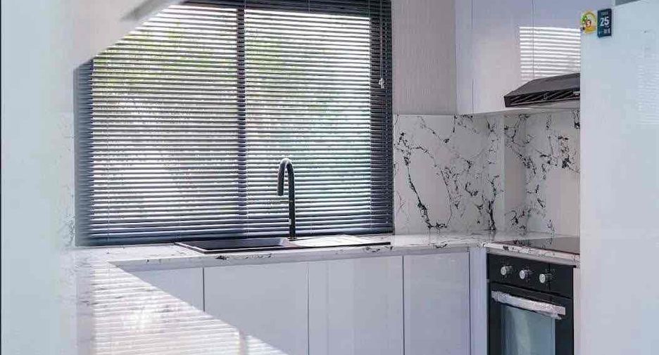 Villa en alquiler de 5 habitaciones en Bang Lamung, Chonburi