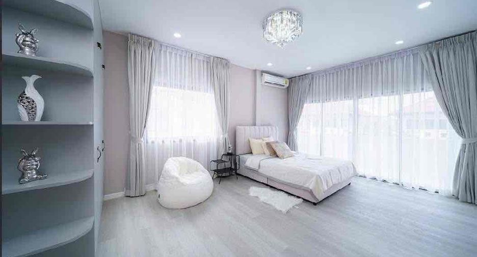 Villa en alquiler de 5 habitaciones en Bang Lamung, Chonburi