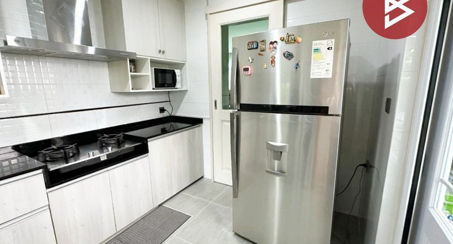 For sale 4 bedrooms house in Bang Phli, Samut Prakan