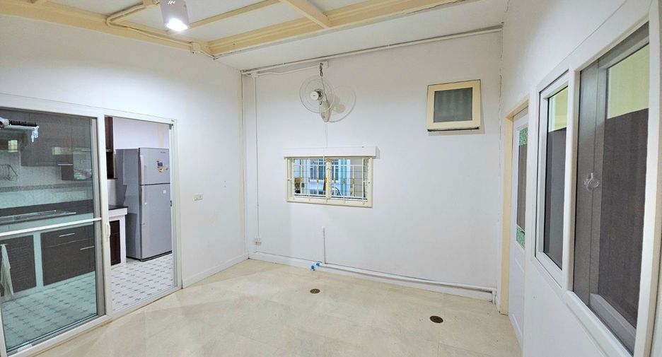 Продажа 3 спальни дом в Bang Sao Thong, Самутпракан