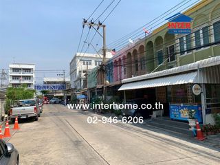 For sale 3 bedrooms retail Space in Lat Phrao, Bangkok
