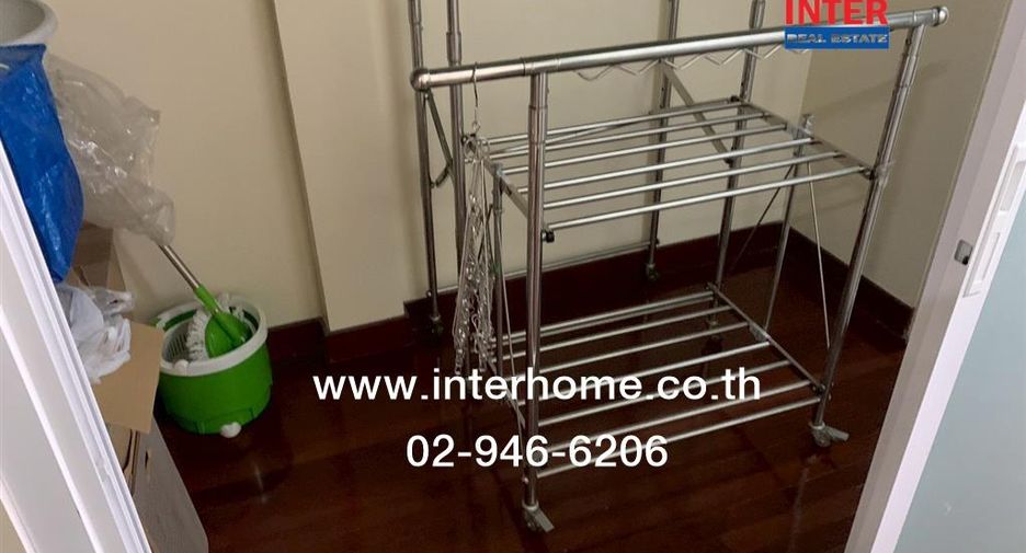 À vendre 3 chambres local commercial à Lat Phrao, Bangkok