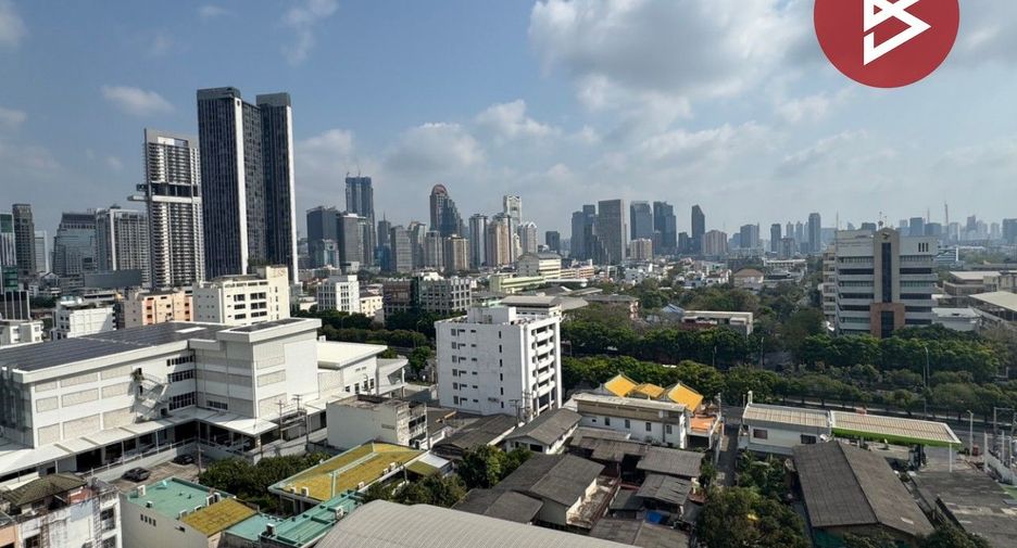 For sale 1 bed condo in Sathon, Bangkok
