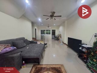 Casa adosada en venta de 3 habitaciones en Mueang Ratchaburi, Ratchaburi