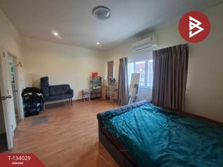 Casa adosada en venta de 3 habitaciones en Mueang Ratchaburi, Ratchaburi