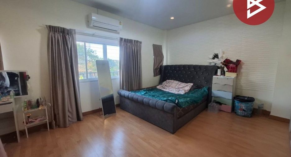 À vendre 3 chambres maison de ville à Mueang Ratchaburi, Ratchaburi