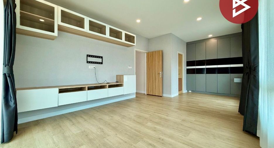 For sale 4 bedrooms house in Pak Kret, Nonthaburi