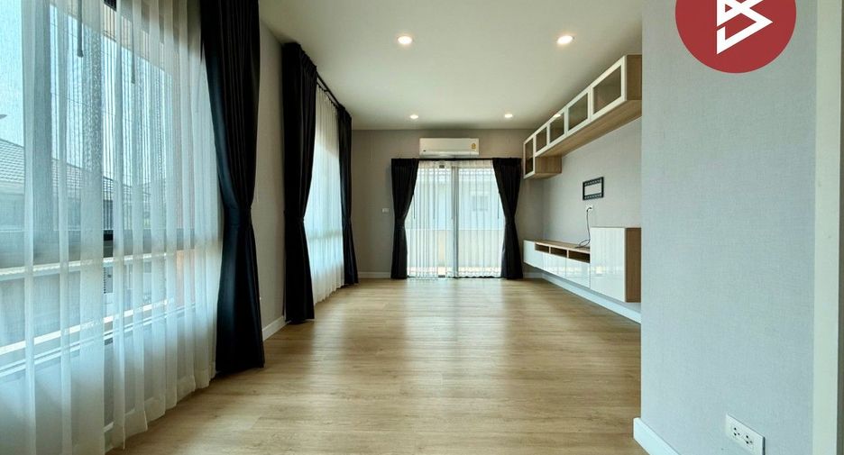 For sale 4 bedrooms house in Pak Kret, Nonthaburi