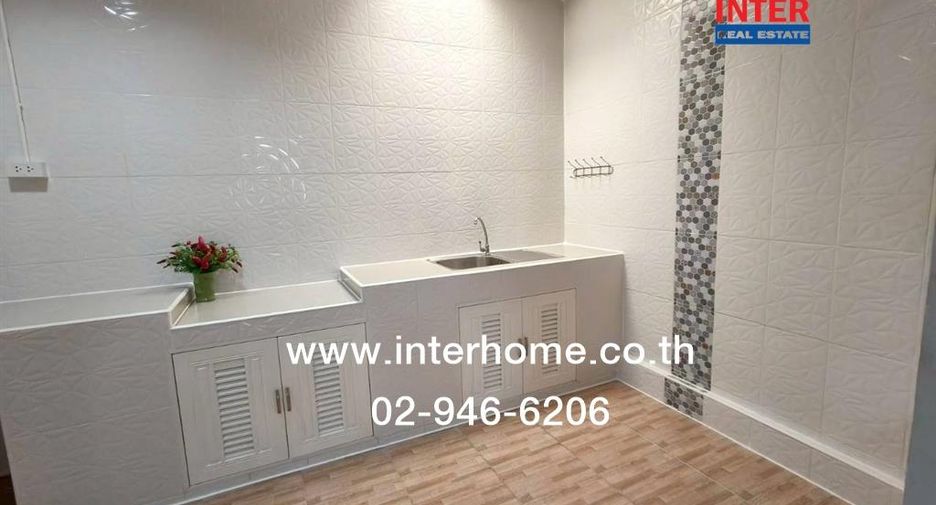 For sale 2 ベッドルーム townhouse in Lam Luk Ka, Pathum Thani