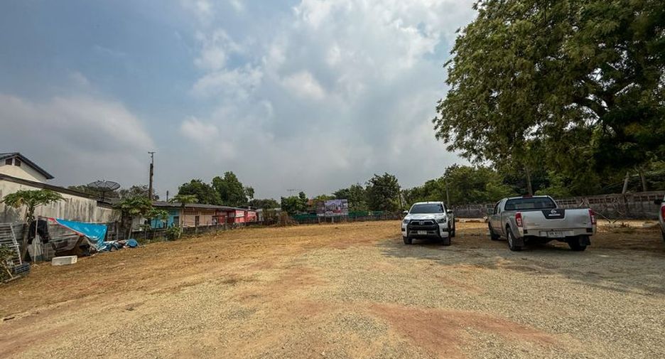 出售 土地 在 Mueang Chon Buri, Chon Buri