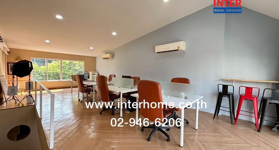 Reihenhaus zur Miete und zum Kauf mit Studio in Chatuchak, Bangkok