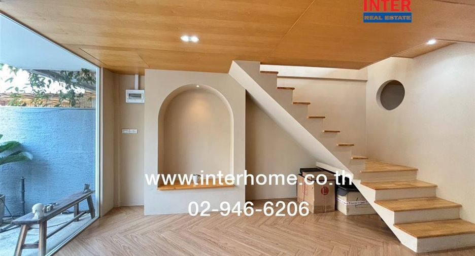 Reihenhaus zur Miete und zum Kauf mit Studio in Chatuchak, Bangkok