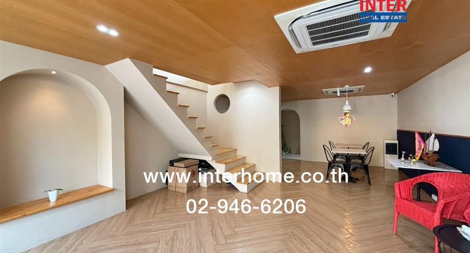 Reihenhaus zur Miete und zum Kauf mit Studio in Chatuchak, Bangkok