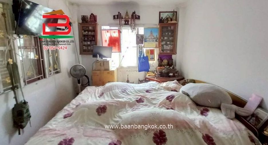 For sale 3 bedrooms house in Nong Chok, Bangkok