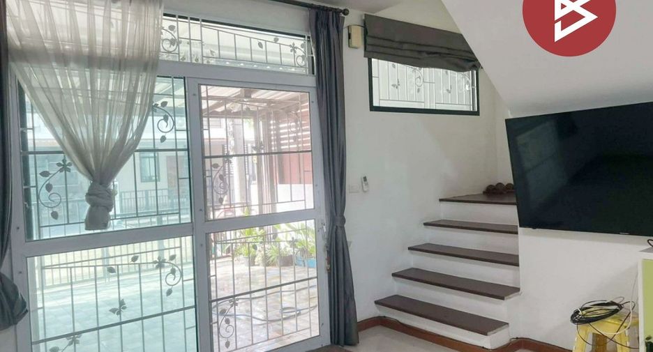 Casa adosada en venta de 3 habitaciones en Bang Bua Thong, Nonthaburi