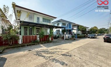 For rent 3 bedrooms house in Saphan Sung, Bangkok