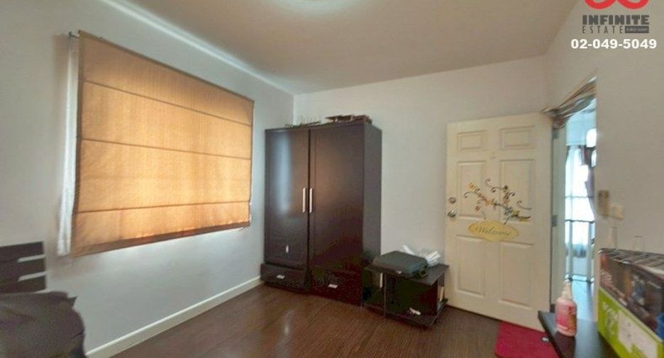 For rent 3 bedrooms house in Saphan Sung, Bangkok