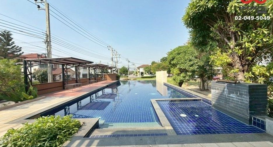 For rent 3 bedrooms house in Saphan Sung, Bangkok