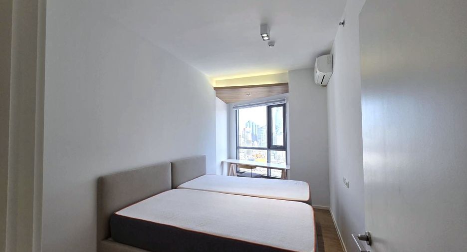 For sale 2 bedrooms condo in Bang Rak, Bangkok
