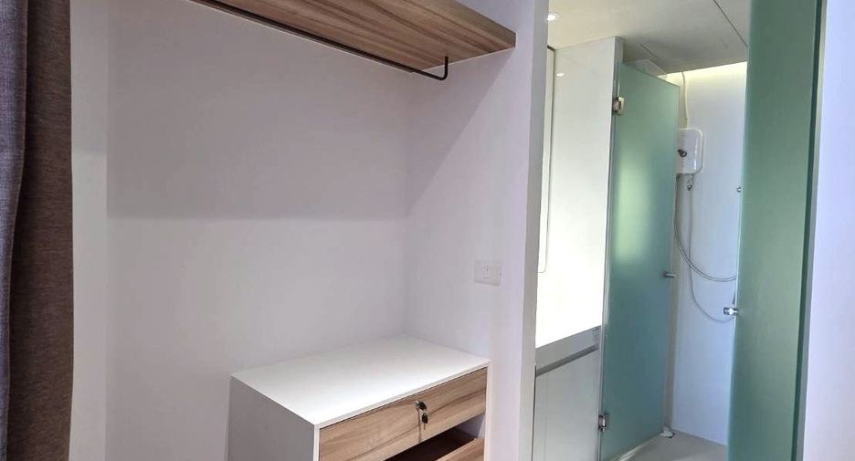 For sale 2 bedrooms condo in Bang Rak, Bangkok