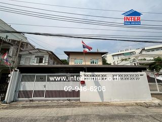 Продажа 3 спальни дом в Чатучак, Бангкок