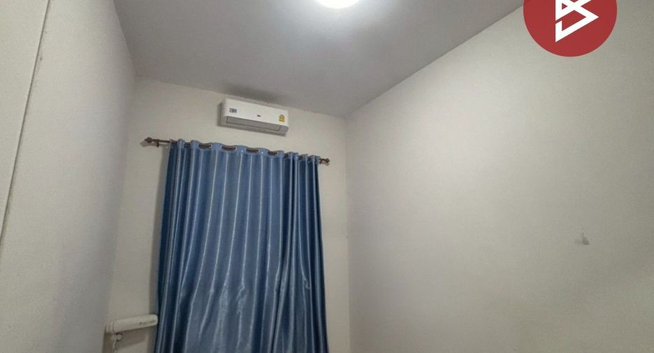 For sale 3 bedrooms townhouse in Phan Thong, Chonburi