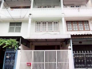 For sale 3 bedrooms townhouse in Bang Sue, Bangkok
