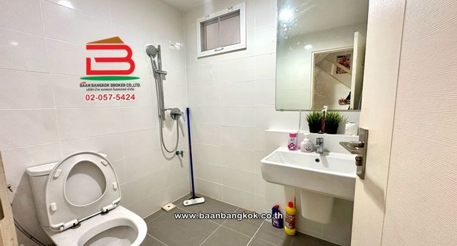 For sale 3 bedrooms house in Khlong Luang, Pathum Thani
