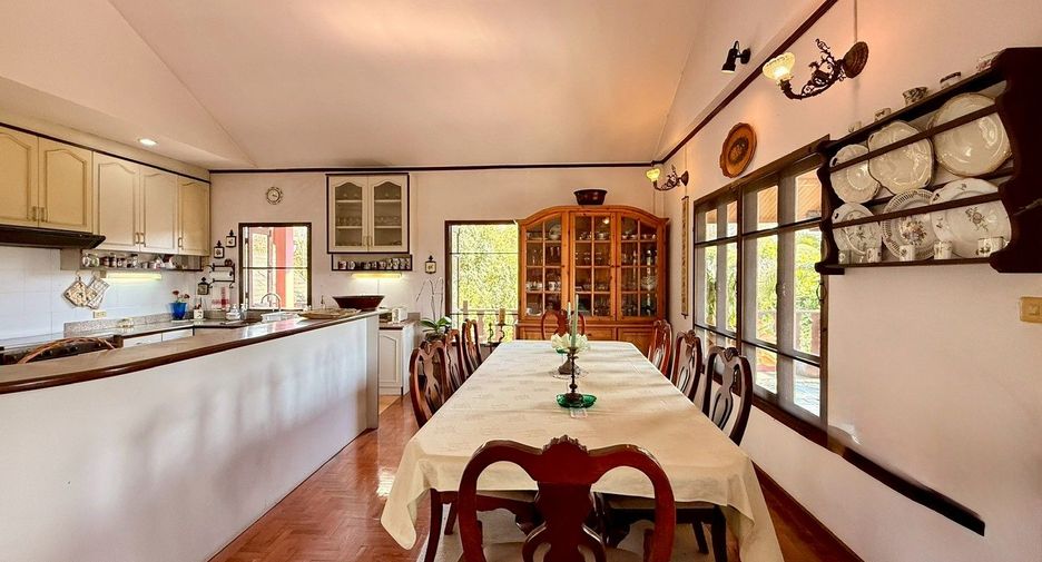 For sale 5 bedrooms house in Mae Rim, Chiang Mai