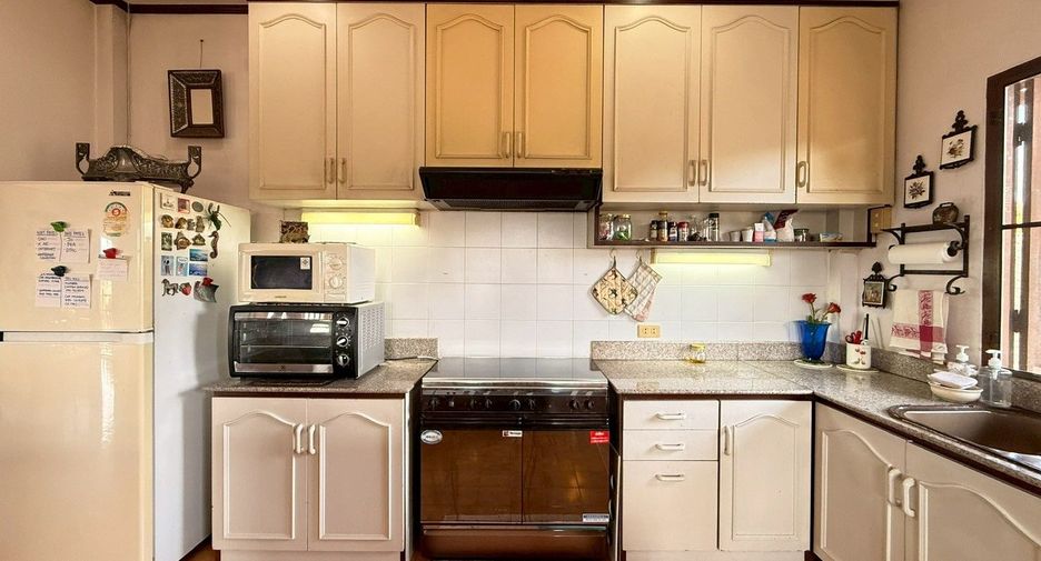 For sale 5 bedrooms house in Mae Rim, Chiang Mai