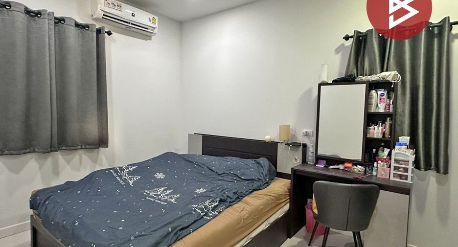For sale 4 bedrooms house in Bang Pakong, Chachoengsao