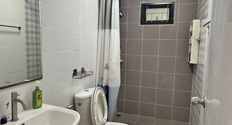 For sale 4 bedrooms house in Bang Pakong, Chachoengsao