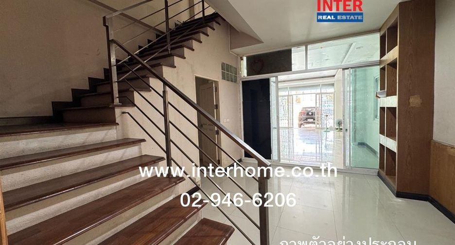 For sale 4 bedrooms retail Space in Bang Khae, Bangkok